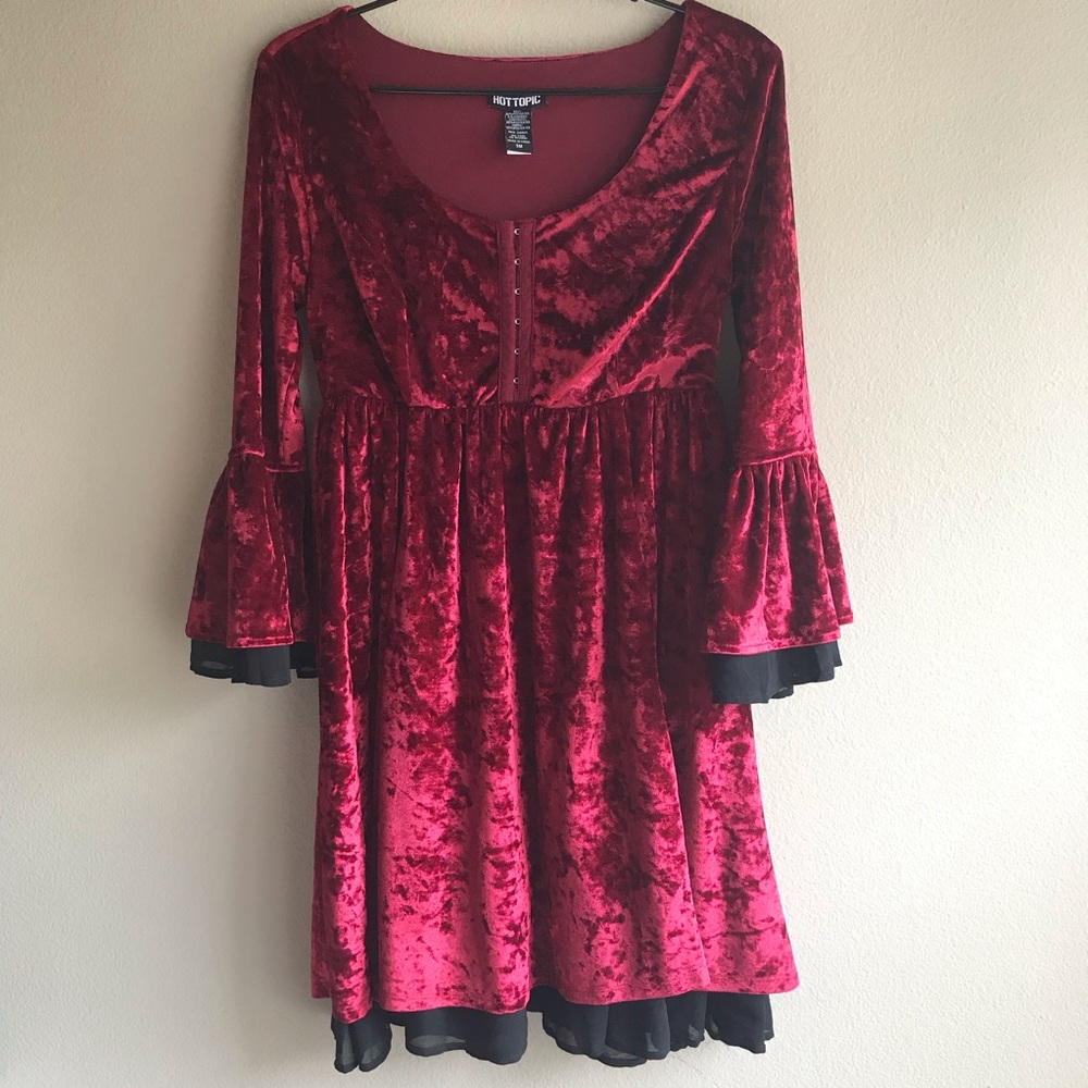Hot Topic Crushed Velvet Dress